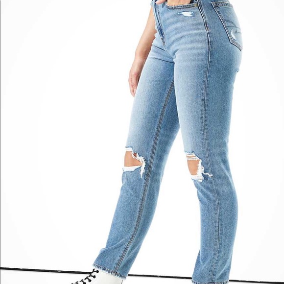 American Eagle AE Mom Jean Cool Classic Blue Size 10 Long Knee Rips Straight - Picture 4 of 15